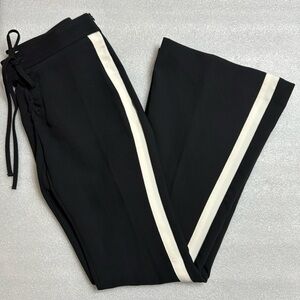 Banana Republic collaboration with Olivia Palermo